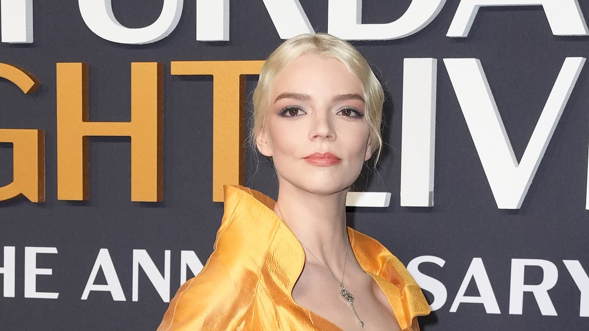 alert-–-anya-taylor-joy-channels-kate-moss-in-iconic-mugler-look-from-1995-runway-as-she-graces-the-red-carpet-at-snl’s-star-studded-50th-anniversary