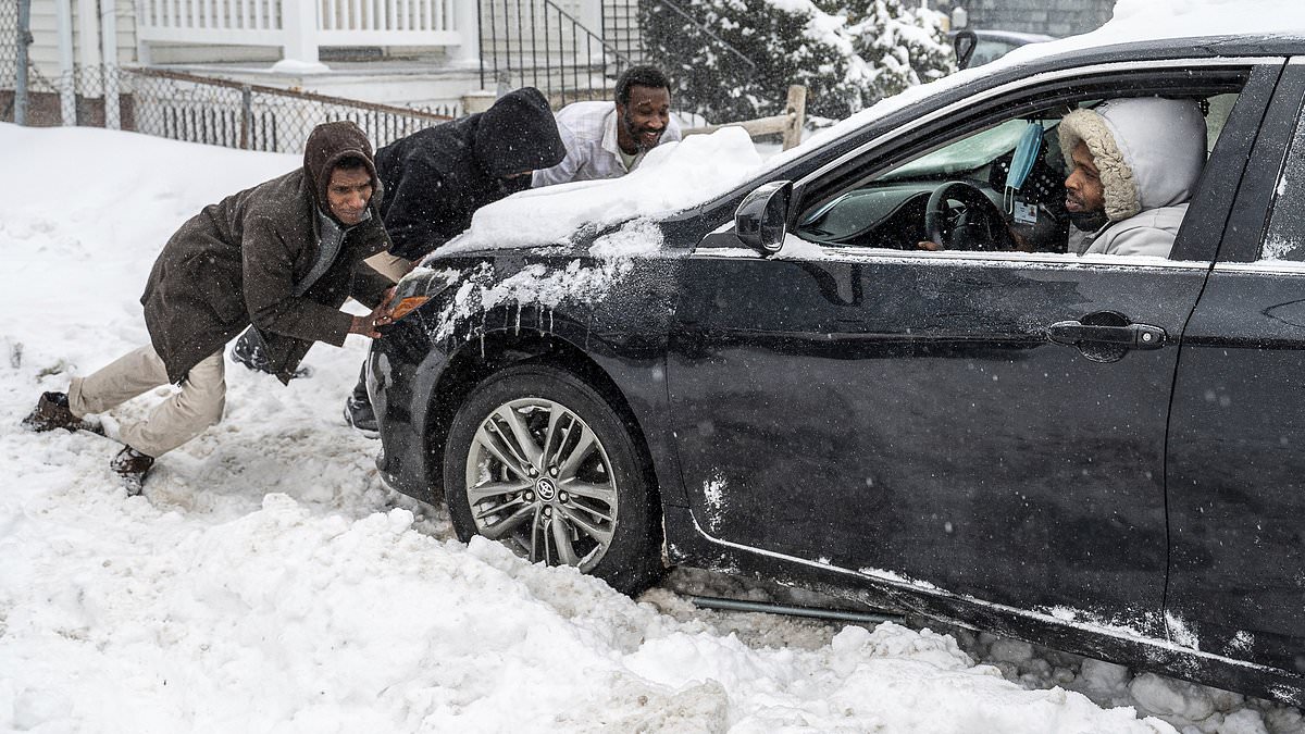 alert-–-the-big-freeze:-22-states-to-suffer-life-threatening-cold-this-week-as-map-shows-storm’s-path-of-destruction