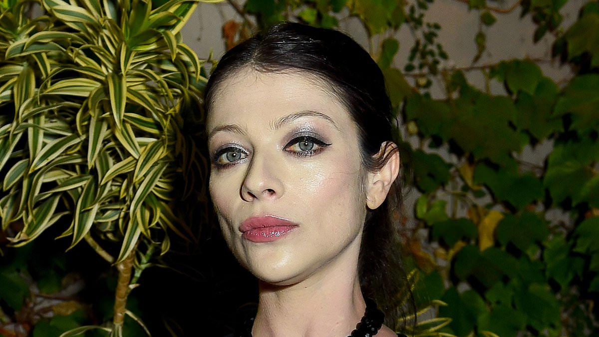 alert-–-michelle-trachtenberg-‘knew-death-was-a-high-possibility’-says-friend-who-facetimed-with-actress-in-hospital