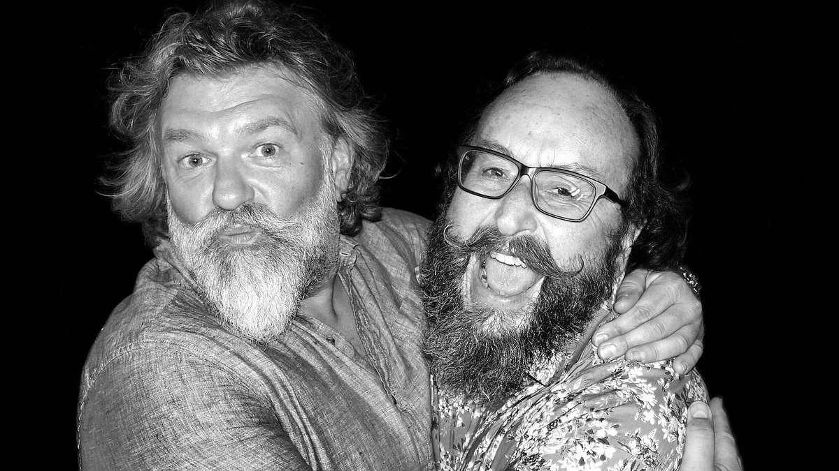 alert-–-hairy-biker-si-king-pays-emotional-tribute-to-his-late-co-star-dave-myers-on-the-one-year-anniversary-of-his-tragic-death