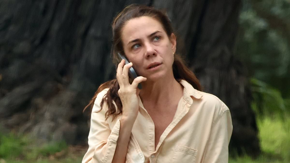 alert-–-kate-ritchie-breaks-her-silence-on-‘mental-health-issues’-after-images-emerged-of-former-home-and-away-star-stopping-off-at-a-bottle-shop-and-breaking-down-in-tears-at-a-park