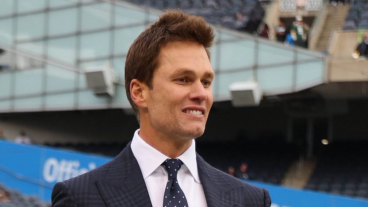 alert-–-tom-brady-reveals-view-on-chiefs-refereeing-conspiracy-claims-before-super-bowl-showdown-with-eagles