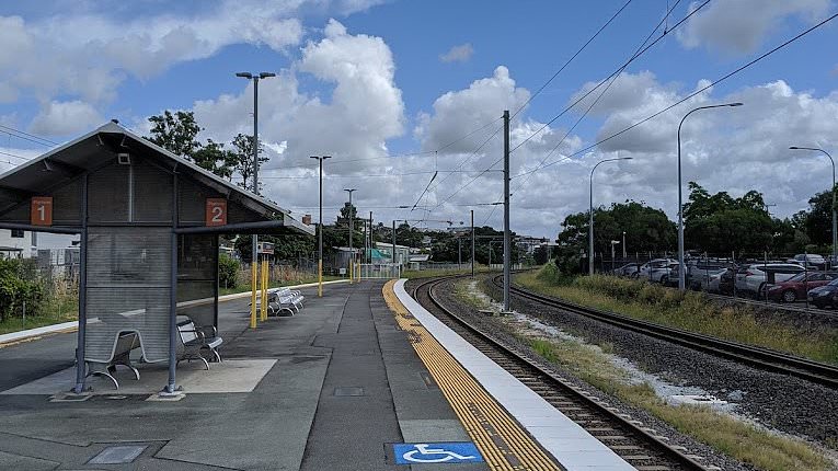 alert-–-coorparoo:-young-man-in-a-wheelchair-feared-dead-after-being-hit-by-a-train-at-a-brisbane-station