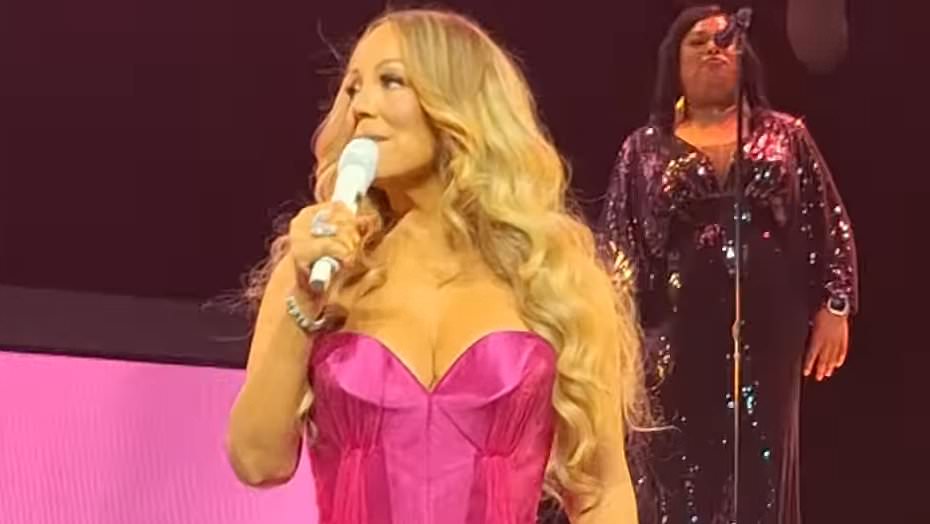 alert-–-mariah-carey-sparks-fan-concern-she’s-in-‘pain’-moving-slowly-onstage:-‘is-she-ok?’