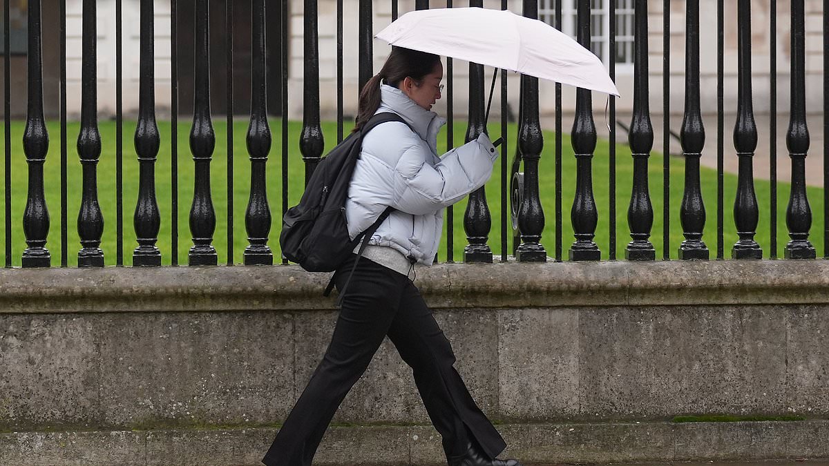 alert-–-scientists-claim-‘scandi-gloom’-is-to-blame-for-cloudy-weather-after-uk-sees-30-per-cent-less-sunshine-this-month-than-average