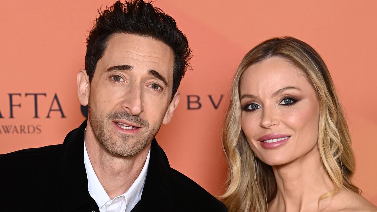 alert-–-adrien-brody-puts-on-a-loved-up-display-with-girlfriend-georgina-chapman-at ee-bafta-film-awards-nominees-party