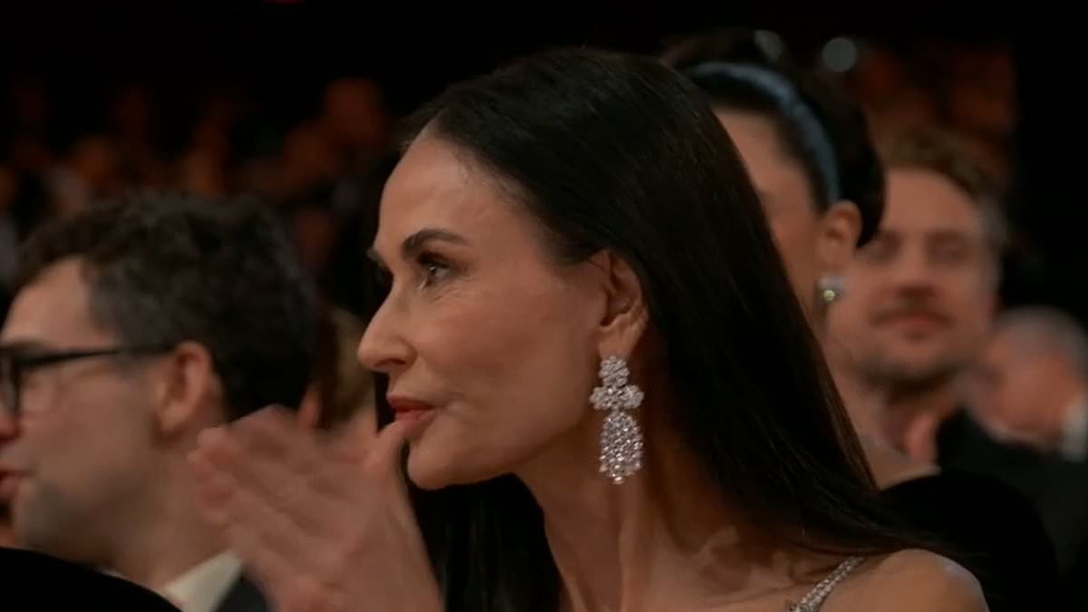 alert-–-what-did-demi-moore-say-after-shock-snub-at-oscars-2025?-lip-reader-reveals-her-tense-one-word-reaction