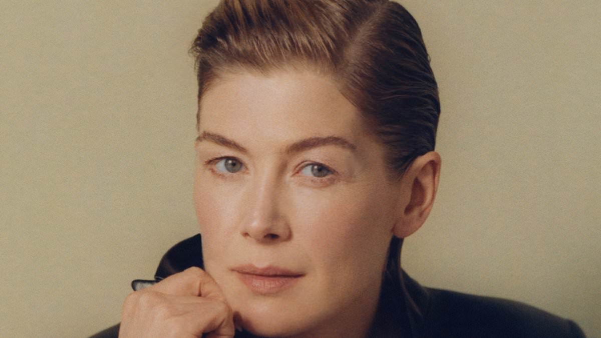 alert-–-rosamund-pike-emotionally-reflects-on-portraying-‘traumatic’-real-life-characters-as-she-hints-at-taking-a-break-from-acting-for-porter-cover-shoot