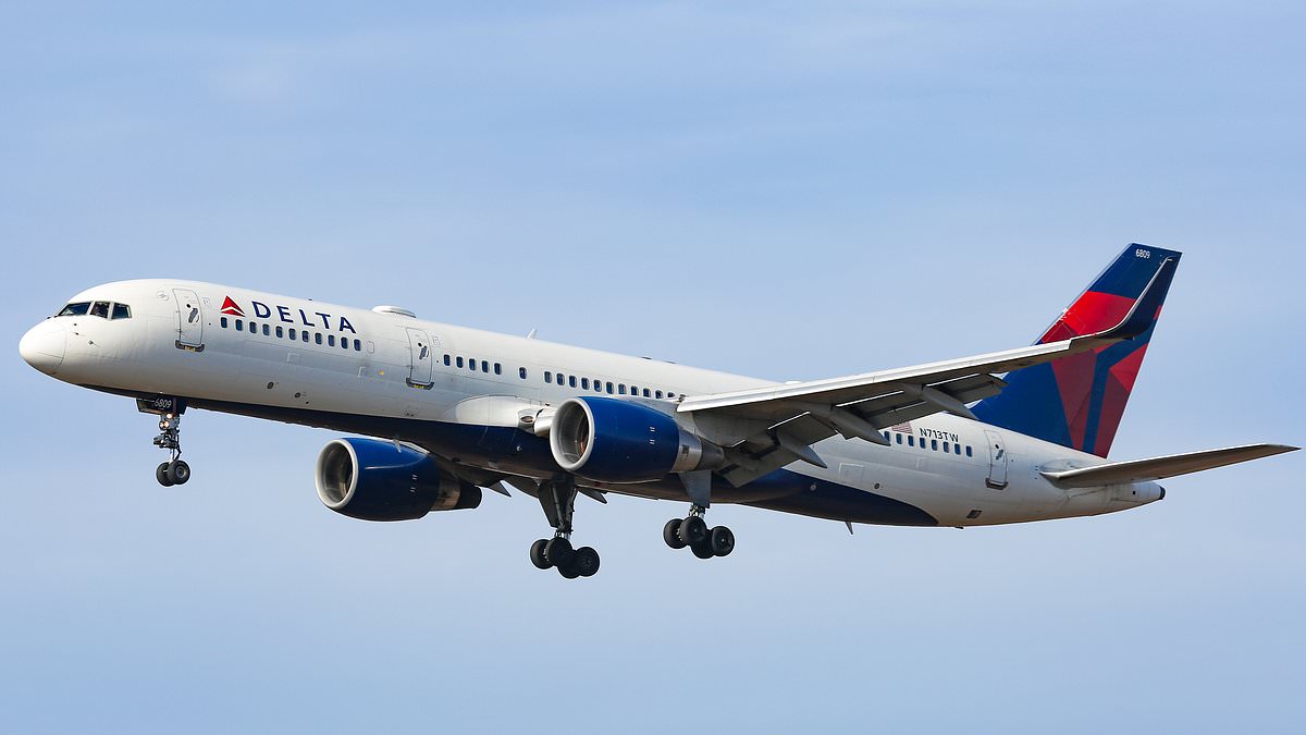 alert-–-delta-unveils-photos-of-futuristic-new-plane-as-airline-looks-to-go-green