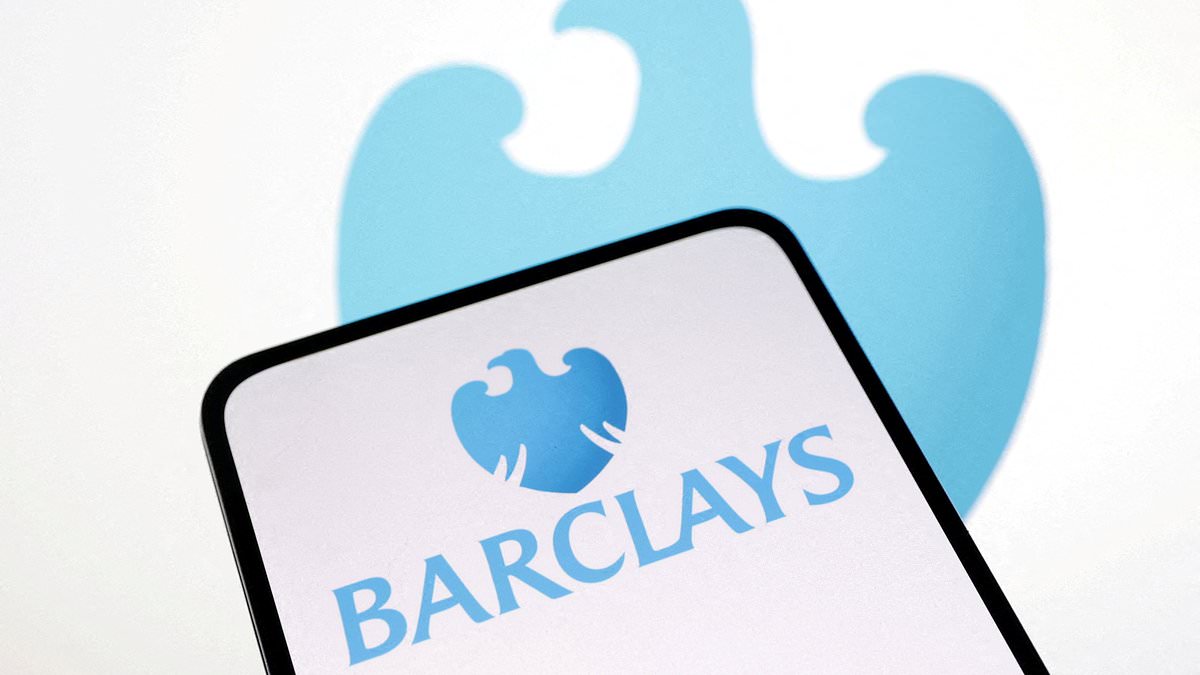 alert-–-barclays-app-down-again:-customers-are-unable-to-transfer-funds-or-access-app-just-days-after-bank-said-it-would-pay-out-millions-in-compensation-following-previous-outage