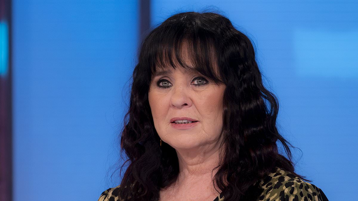 alert-–-grieving-coleen-nolan-‘putting-on-a-brave-face’-as-she-prepares-to-celebrate-milestone-birthday-just-eight-weeks-after-beloved-sister-linda’s-tragic-death