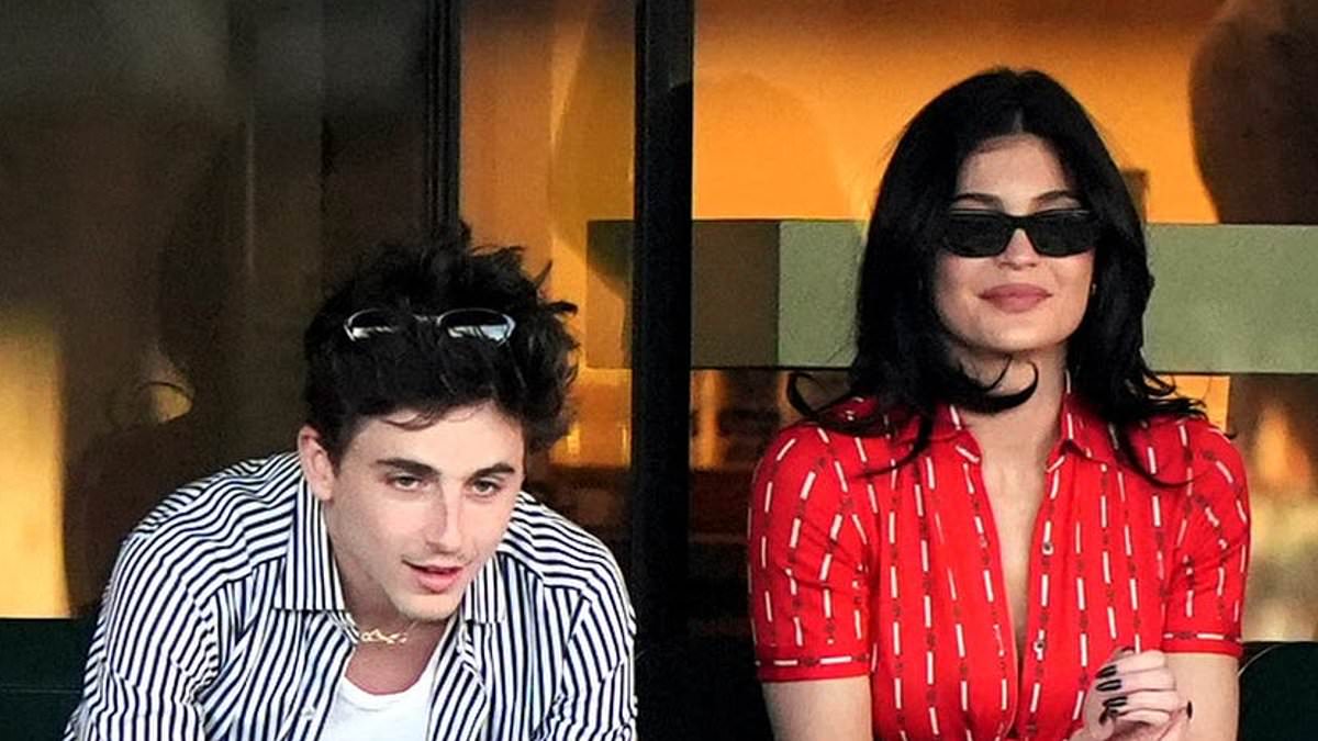 alert-–-busty-kylie-jenner-shrugs-off-‘curse’-claims-with-timothee-chalamet-kiss-at-tennis-match