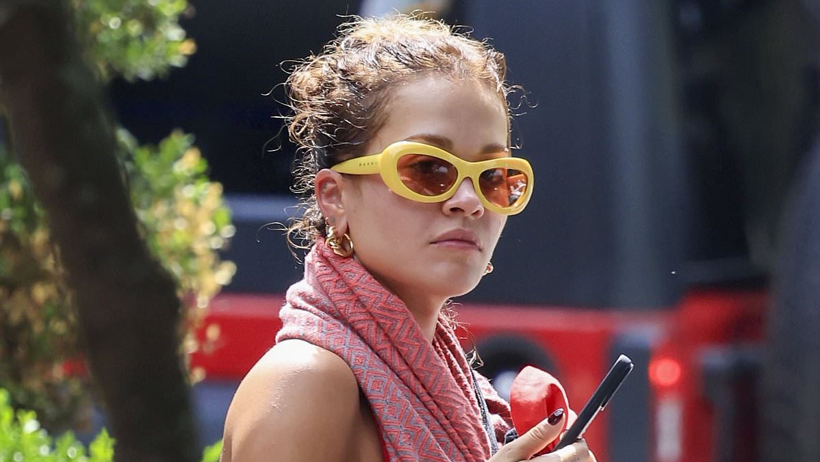 alert-–-rita-ora-shows-off-her-incredible-figure-in-skimpy-activewear-as-she-goes-makeup-free-after-pilates-in-sydney