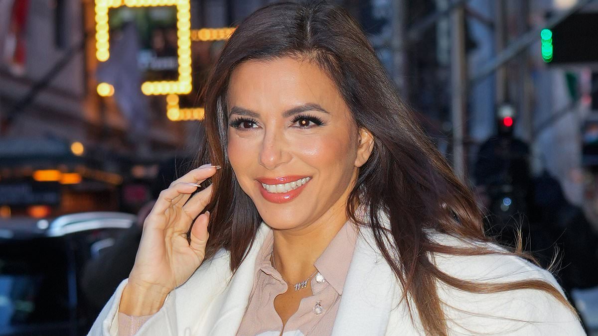 alert-–-eva-longoria-can’t-keep-away-from-‘dystopian’-us-despite-claiming-to-have-left-following-trump’s-election