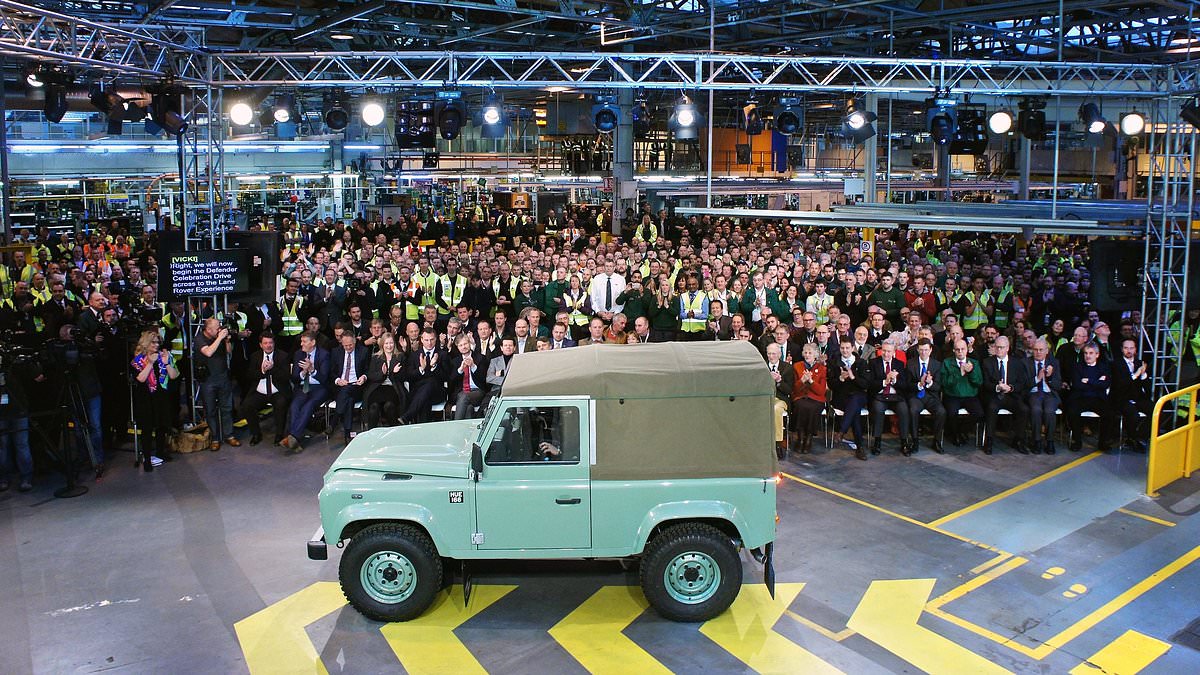 alert-–-‘trump’s-tariffs-will-kill-this-town’:-9,000-jaguar-land-rover-workers-and-all-the-local-firms-that-depend-on-them-fear-the-worst-with-britain’s-car-makers-in-the-front-line-of-us-president’s-‘independence-day’-trade-war