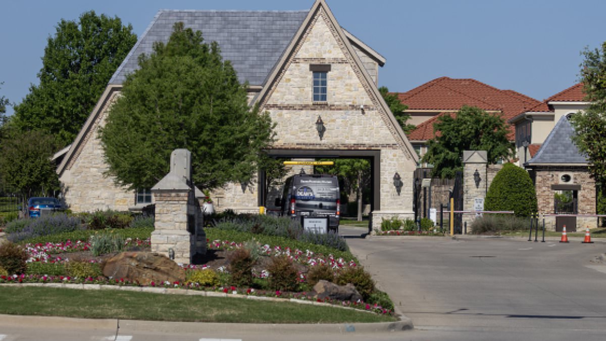alert-–-teen-killer-karmelo-anthony-receives-parade-of-deliveries-at-family’s-$900k-gated-community-home-after-crying-poor-to-get-out-of-jail