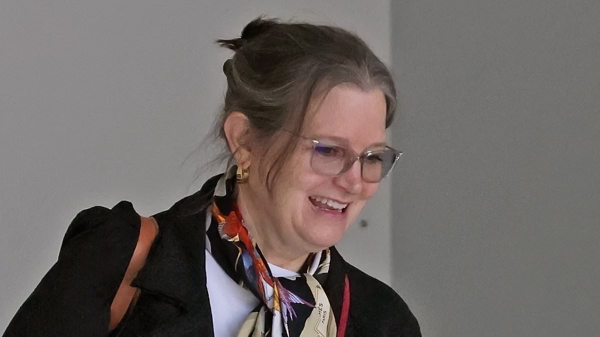alert-–-bridget-fonda-seen-with-husband-danny-elfman-for-first-time-in-years-as-she-shows-off-dramatic-weight-loss