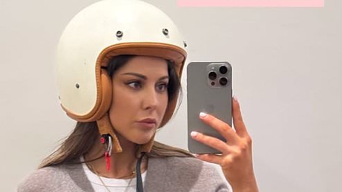 alert-–-louise-thompson-bursts-into-tears-and-is-left-‘too-overwhelmed-to-speak’-after-suffering-‘horrendously-debilitating’-stoma-leak-during-london-outing