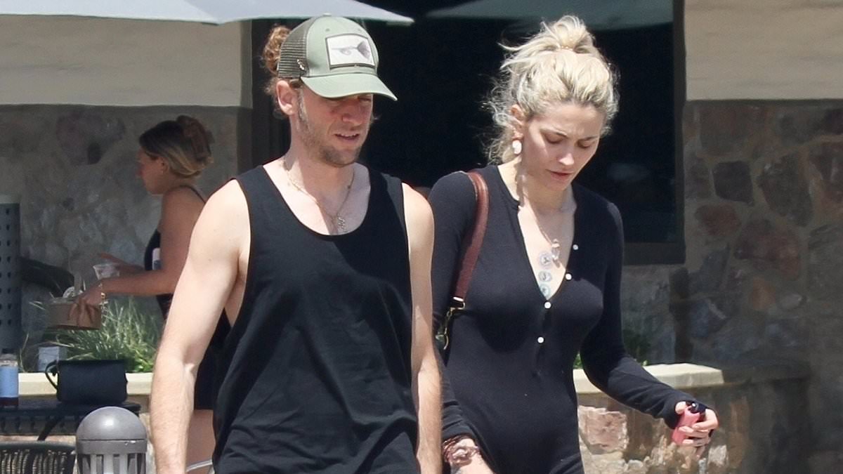 alert-–-paris-jackson-puts-on-a-leggy-display-in-a-black-bodysuit-as-she-steps-out-with-fiance-justin-long-in-rare-public-outing-in-malibu