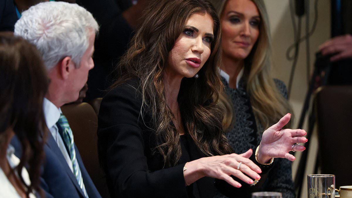 alert-–-ice-barbie-kristi-noem’s-bold-jewelry-choice-at-the-white-house-in-savage-illegal-migrant-taunt