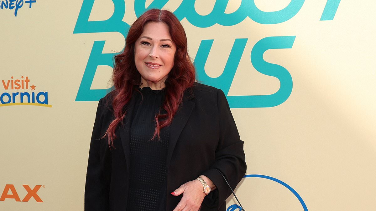 alert-–-wilson-phillips-singer-carnie-wilson-admits-her-‘sexy’-uncle-from-the-beach-boys-gave-her-‘butterflies’