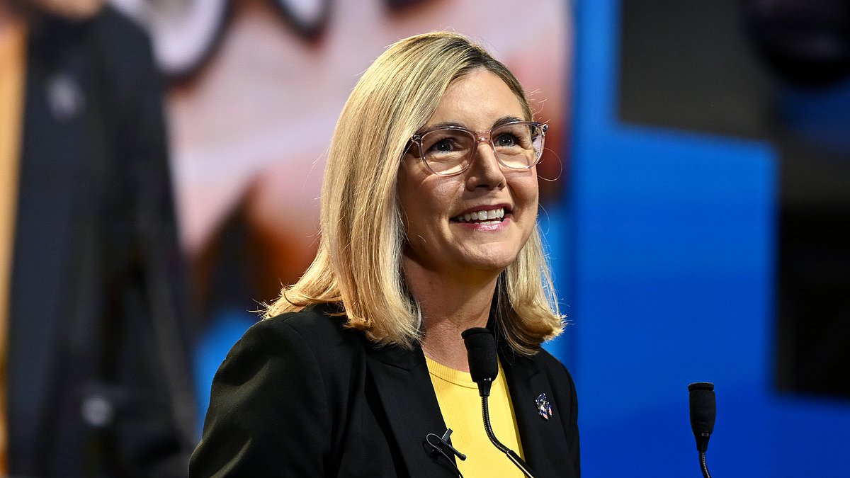alert-–-trumpet-of-patriots-leader’s-cowardly-act-after-bombarding-aussies-with-unwanted-text-messages-during-election-campaign-–-as-voters-deal-the-party-a-humiliating-blow