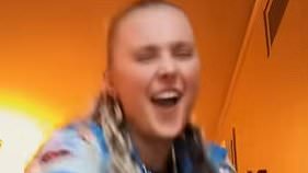 alert-–-jojo-siwa-drops-another-huge-hint-about-her-future-with-chris-hughes-after-his-celebs-go-dating-u-turn