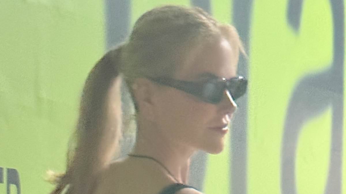 alert-–-in-her-brat-era!-nicole-kidman-shows-off-her-cleavage-in-a-singlet-as-she-attends-charli-xcx-concert-after-dancing-seductively-to-lorde-song-about-drug-taking