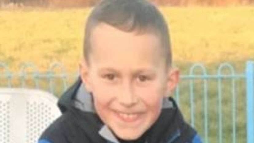 alert-–-family-of-14-year-old-who-was-killed-in-fire-at-derelict-warehouse-pay-tribute-to-‘kind,-caring-and-loving-boy’-as-14-children-arrested-in-manslaughter-probe-are-released-on-bail