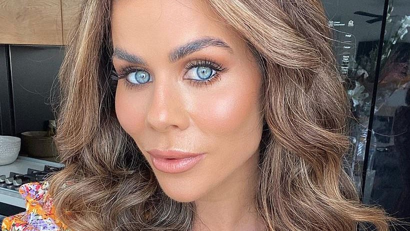 alert-–-sophie-guidolin-claims-she-has-to-fork-out-$4,000-per-week-in-rent-while-her-home-is-‘rebuilt’-from-‘cyclone-damage’-–-as-she-teases-starting-an-onlyfans-to-get-by