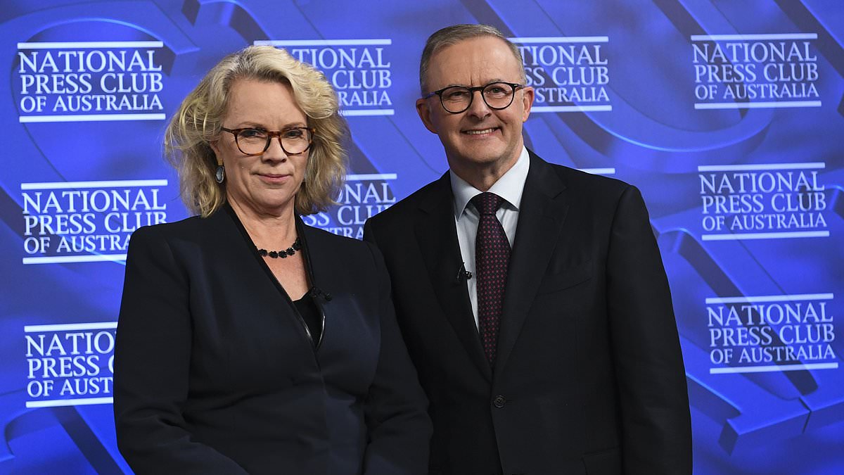 alert-–-laura-tingle-to-leave-abc-7.30-for-‘the-best-job-in-journalism’