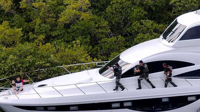 alert-–-shocking-way-mysterious-russian-man-who-stole-huge-yacht-entered-united-states