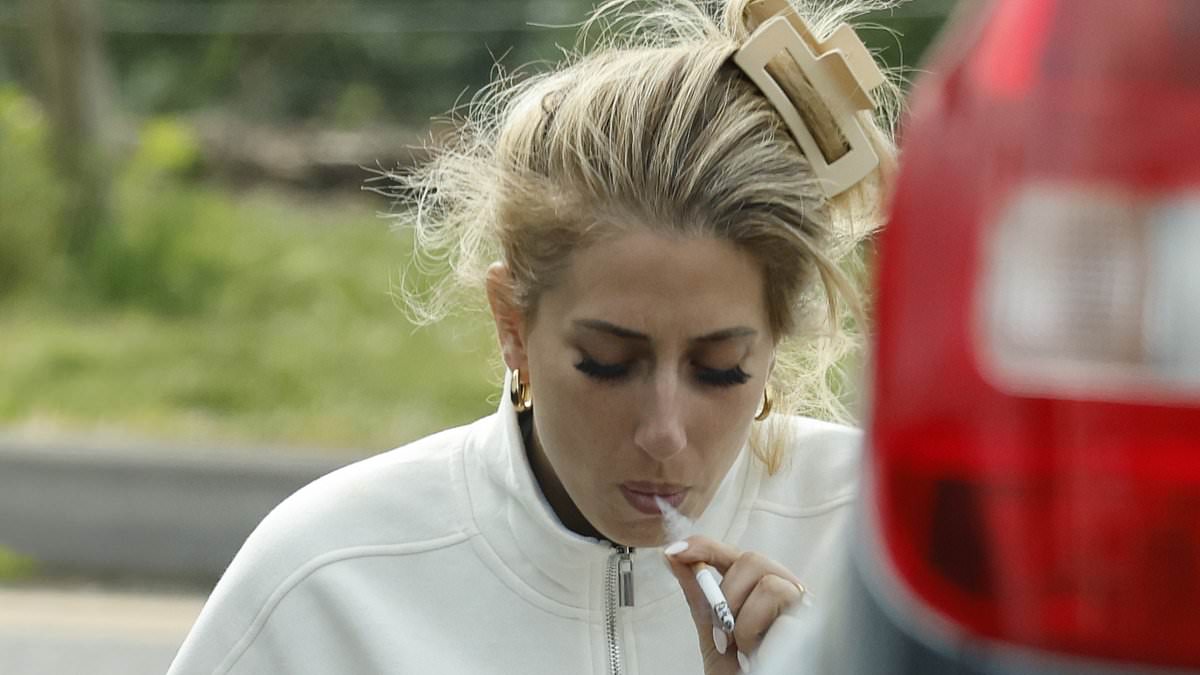 alert-–-stacey-solomon-puffs-on-a-cigarette-by-the-side-of-the-road-as-stressed-out-star-leaves-local-vet-surgery-in-tears