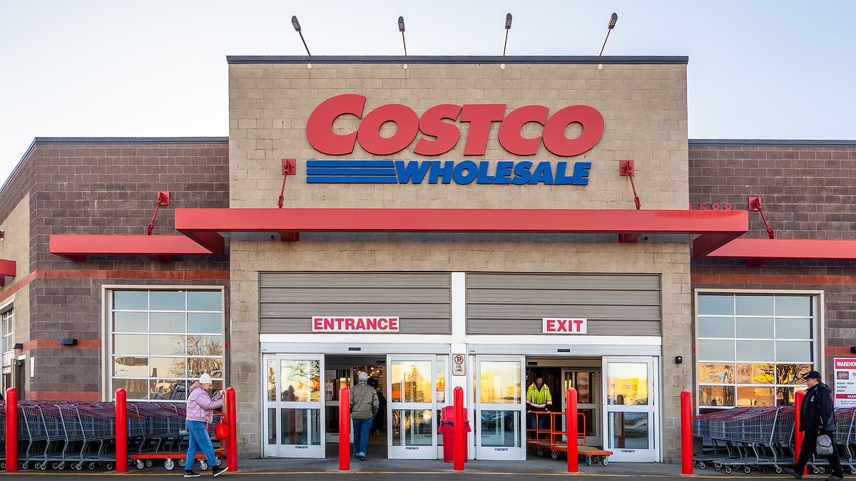 alert-–-i’ve-worked-at-costco-for-19-years…-these-are-the-9-best-things-on-shelves-right-now