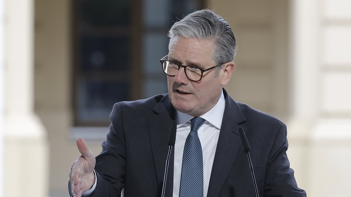 alert-–-will-this-really-get-immigration-under-control?-labour’s-plan-says-arrivals-must-be-degree-educated,-have-fluent-english-and-wait-10-years-for-citizenship…-but-no-cap-on-numbers