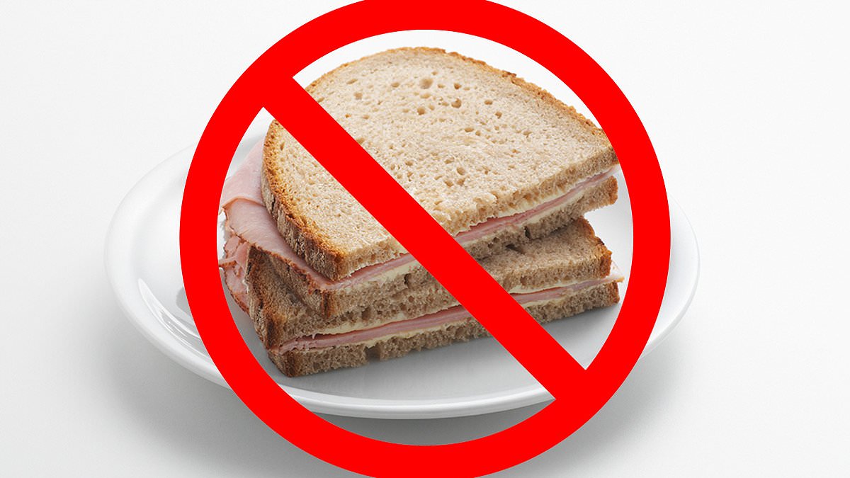 alert-–-no-more-ham-sandwiches!-aussie-state-moves-forward-with-ban-on-public-transport-–-and-that’s-not-the-only-thing-on-the-list