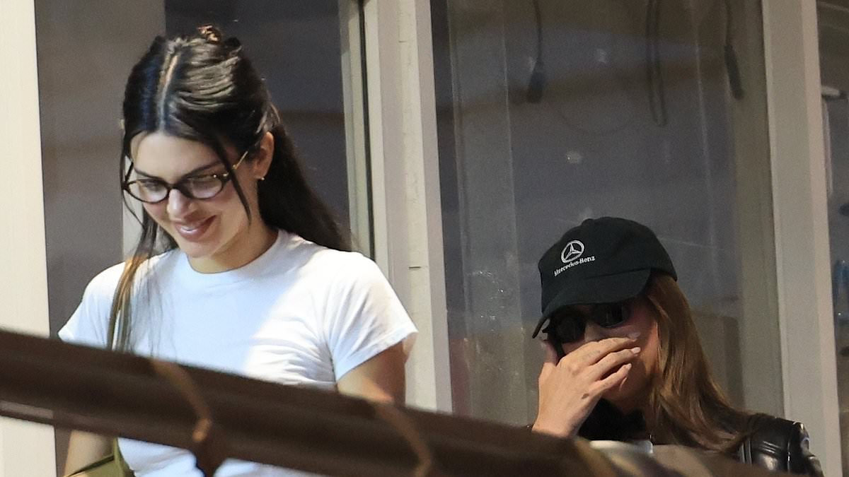 alert-–-hailey-bieber’s-best-friend-kendall-jenner-rallies-around-her-after-justin-bieber’s-‘vile’-mother’s-day-post