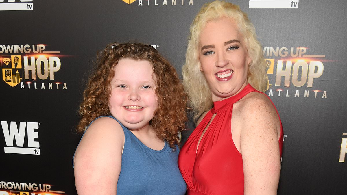 alert-–-honey-boo-boo,-19,-shares-fears-over-weight-loss-surgery-after-mama-june-used-it-to-shed-300lbs