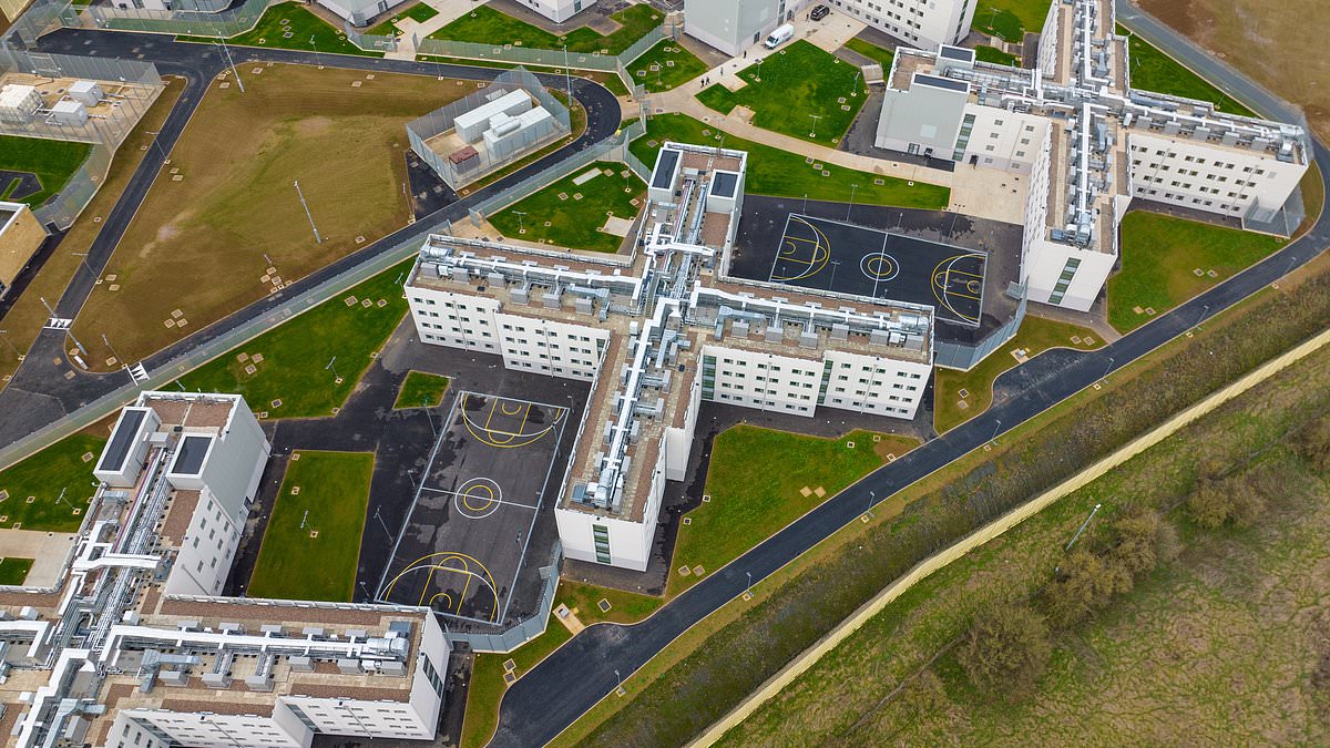 alert-–-how-britain’s-wokest-prison-has-been-taken-over-by-paedophiles-who-prey-on-white-collar-criminals-in-reign-of-terror