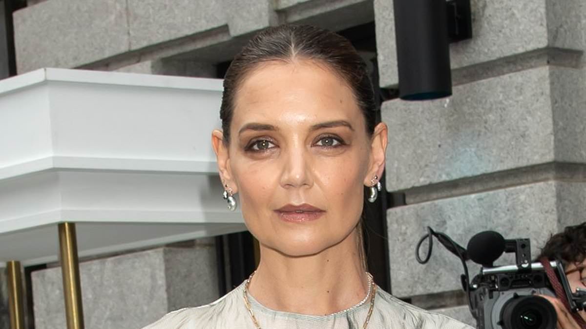 alert-–-katie-holmes-cuts-a-trendy-figure-in-a-semi-sheer-monochrome-blouse-as-she-attends-dr.-barbara-sturm’s-nyc-pop-up-launch-amid-ex-tom-cruise’s-new-romance-with-ana-de-armas