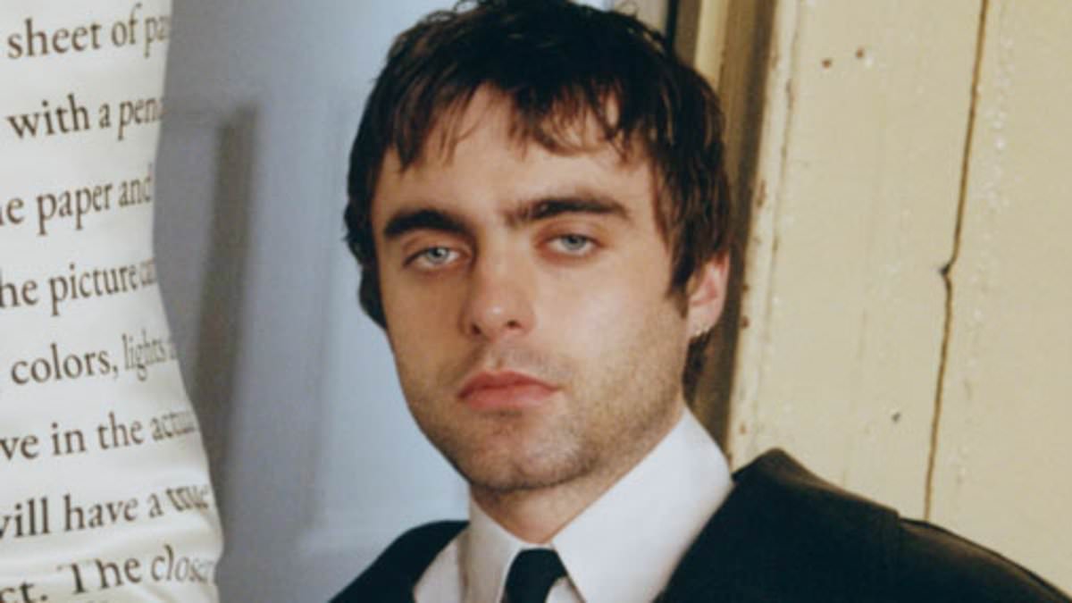 alert-–-liam-gallagher’s-son-lennon-admits-rockstar-wouldn’t-let-him-steal-his-iconic-wardrobe…-so-he-turned-to-his-famous-mum-patsy-kensit’s-clothing-collection