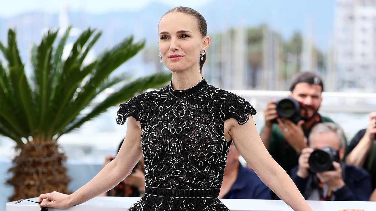 alert-–-natalie-portman-puts-on-a-very-leggy-display-in-a-black embroidered-mini-dress-as-she-poses-at-the-arco-photocall-during-cannes-film-festival