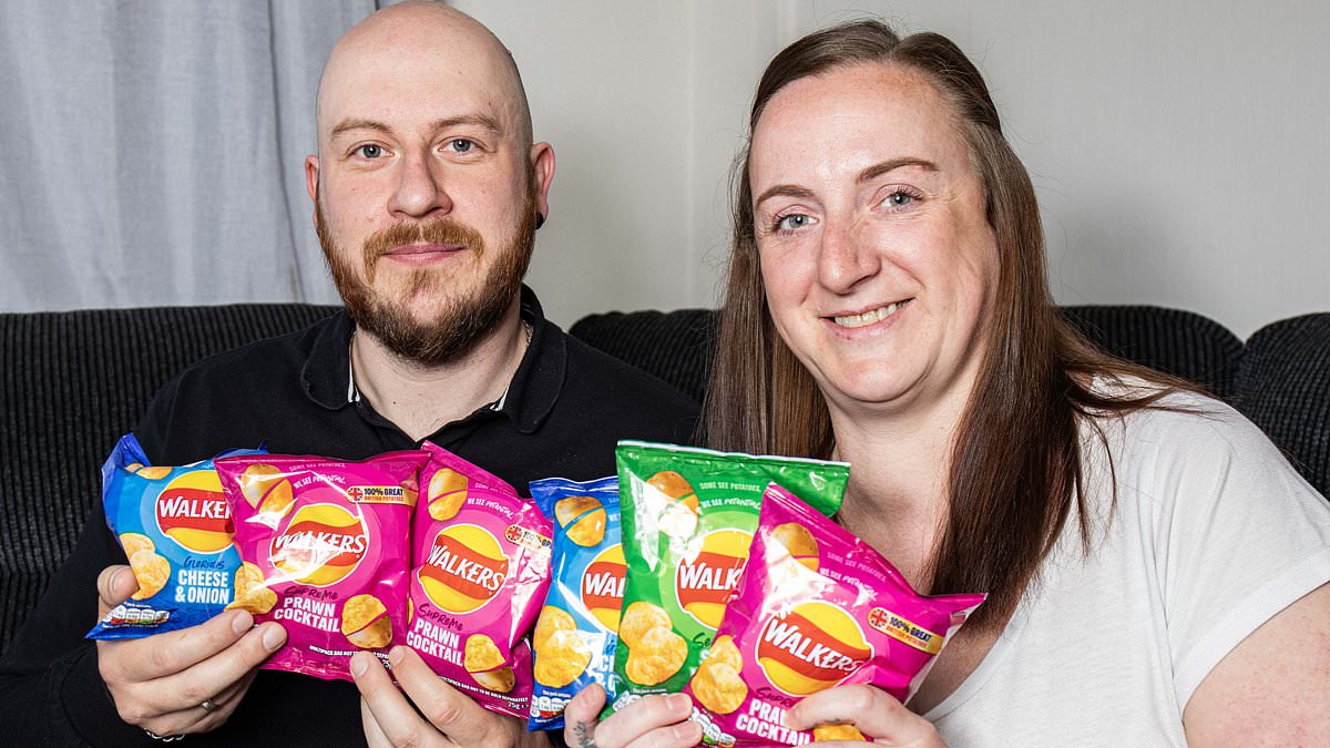 alert-–-beddy-salted!-husband’s-attempt-to-surprise-his-wife-goes-hilariously-wrong-when-hotel-covers-their-bed-in-crisps-after-romantic-gesture-mix-up