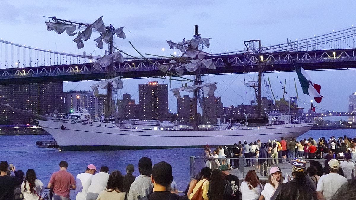 alert-–-mexico-president-issues-heartbroken-statement-after-two-sailors-killed-in-brooklyn-bridge-crash
