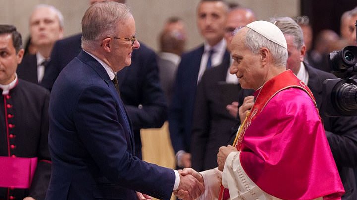 alert-–-historic-moment-albo-shakes-hands-with-the-new-pope-–-and-the-very-aussie-detail-the-pm-took-with-him-to-the-inauguration-at-the-vatican