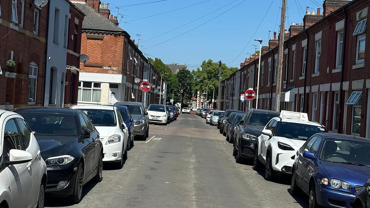 alert-–-welcome-to-the-road-with-the-fewest-english-speakers:-residents-reveal-what-they-really-think-of-their-neighbours…-and-why-some-critics-are-‘unfair’
