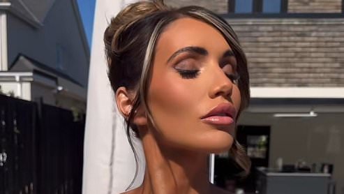 alert-–-amy-childs-sparks-concern-over-dramatic-weight-loss-as-she-models-a-strapless-pink-minidress