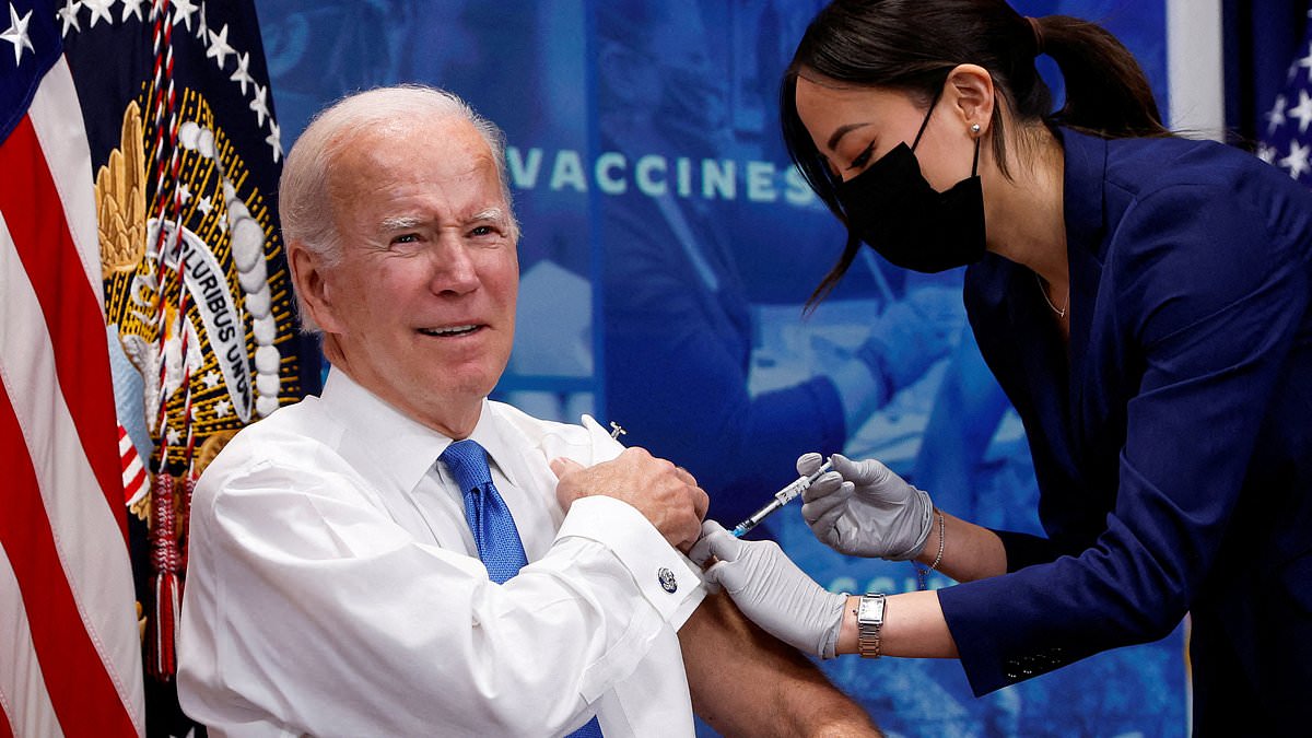 alert-–-trump’s-fda-announces-radical-change-to-covid-vaccine-schedule-that-will-affect-millions