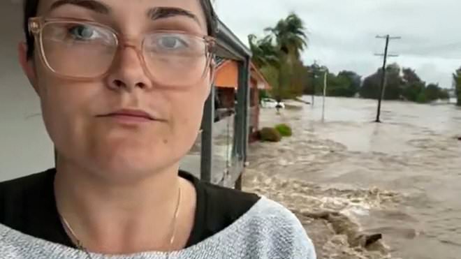 alert-–-nsw-weather-live-updates:-floods-close-in-on-desperate-residents-begging-to-be-rescued-as-record-breaking-rain-bomb-strikes