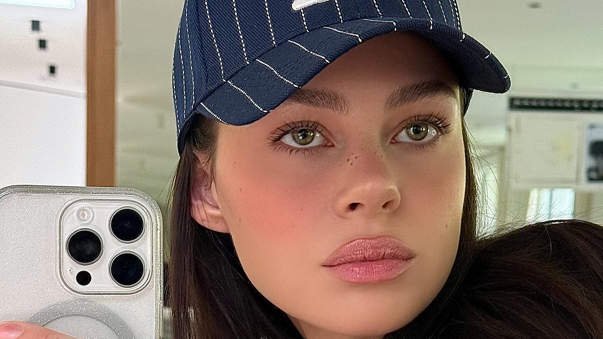 alert-–-is-nicola-peltz-hollywood’s-mystery-‘billionaire-mean-girl’?-how-actress-bella-thorne-issued-warning-about-‘rich-from-a-young-age’-starlet-ten-years-ago-–-as-speculation-falls-on-brooklyn-beckham’s-wife